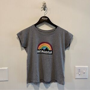 Patagonia short sleeve graphic tee girl's size XL 14 rainbow